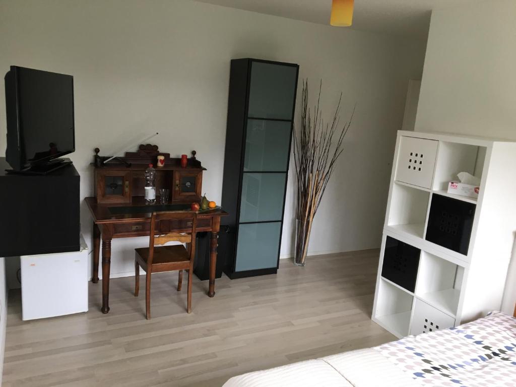 Montaney Guests House room 2